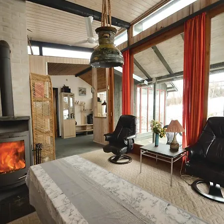 Дом отдыха Three-bedroom Holiday In Roslev *