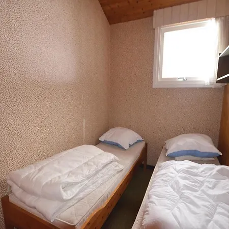Дом отдыха Three-bedroom Holiday In Roslev *